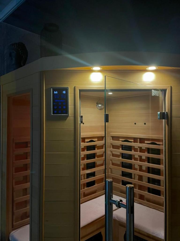 Gites Spa Strasbourg - Villa Cerf - Spa Prive, Sauna, Borne D'Arcade, Babyfoot Ittenheim Exteriör bild